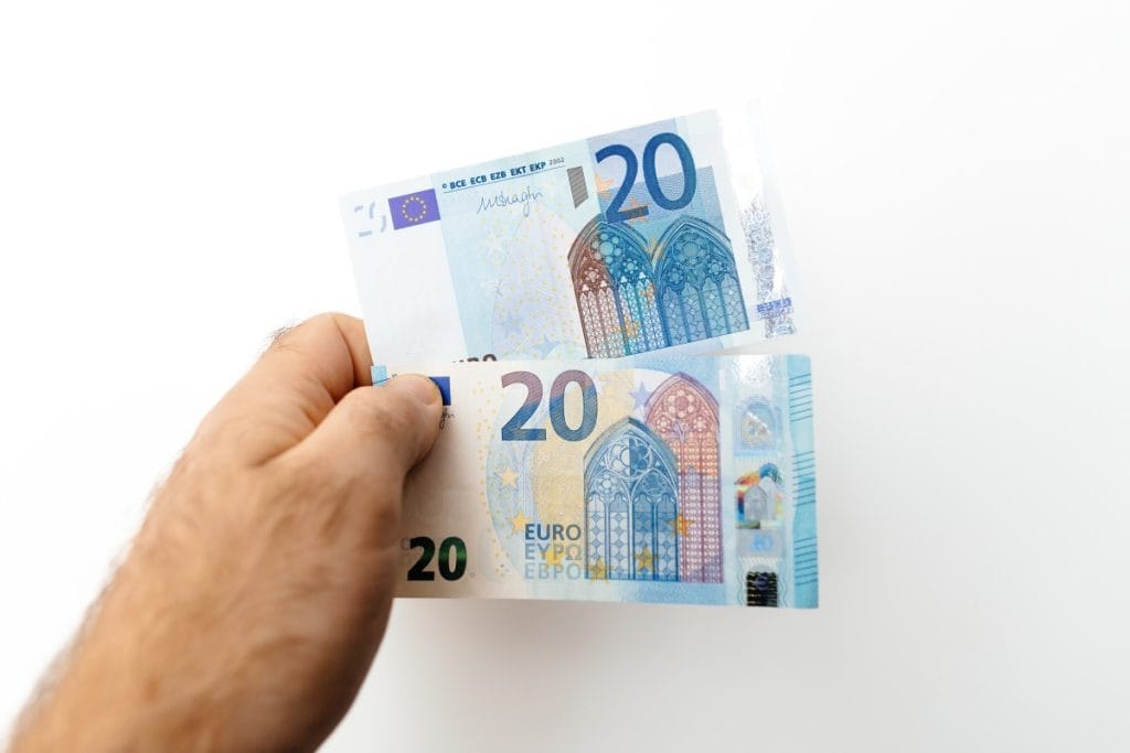 Uporaba aplikacij za primerjavo kreditnih ponudb